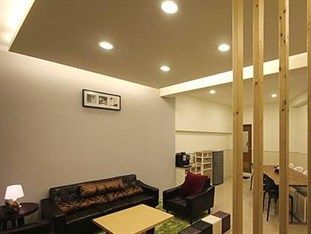 Q House Hotel Nantou Екстериор снимка
