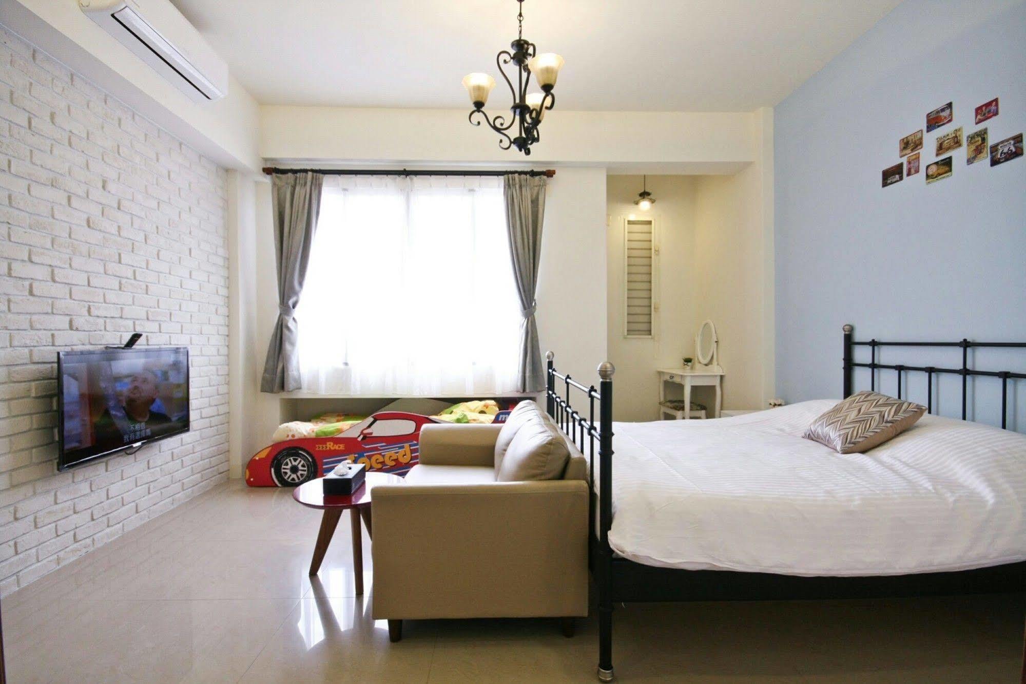 Q House Hotel Nantou Екстериор снимка